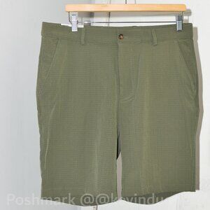 Greg‎ Norman Men's Stretch Short Green
